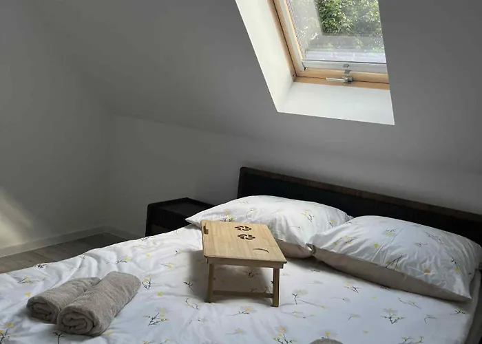 Badz Blisko Jurkow (Limanowa)